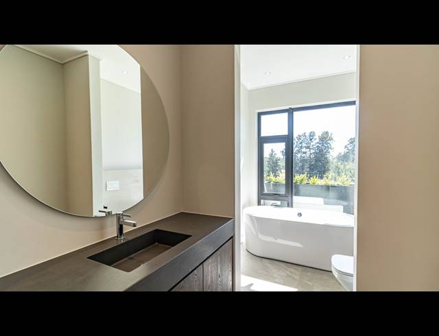 5 BEDROOM HOUSE FOR SALE IN KYALAMI